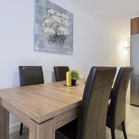 Wintowinrentals Malaga Center, Comfortable And Renovated Eksteriør billede