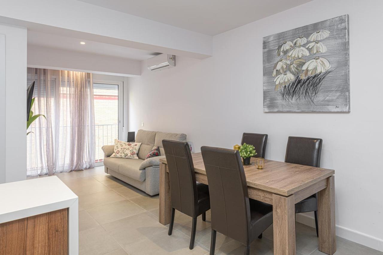 Wintowinrentals Malaga Center, Comfortable And Renovated Eksteriør billede