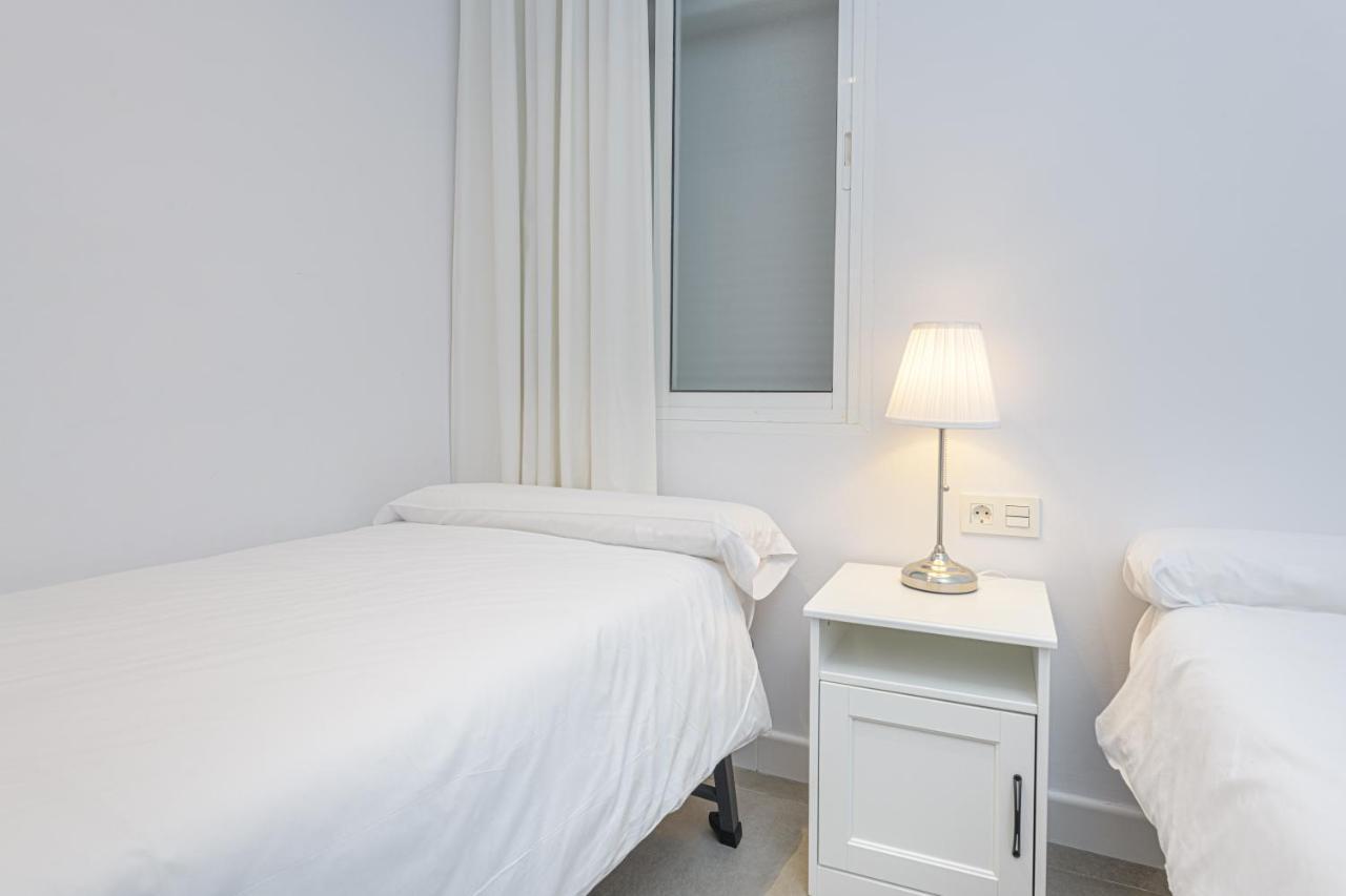 Wintowinrentals Malaga Center, Comfortable And Renovated Eksteriør billede