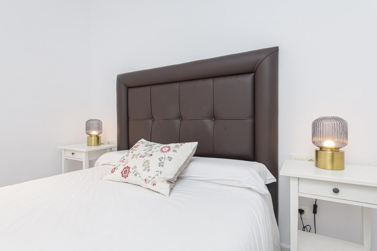 Wintowinrentals Malaga Center, Comfortable And Renovated Eksteriør billede