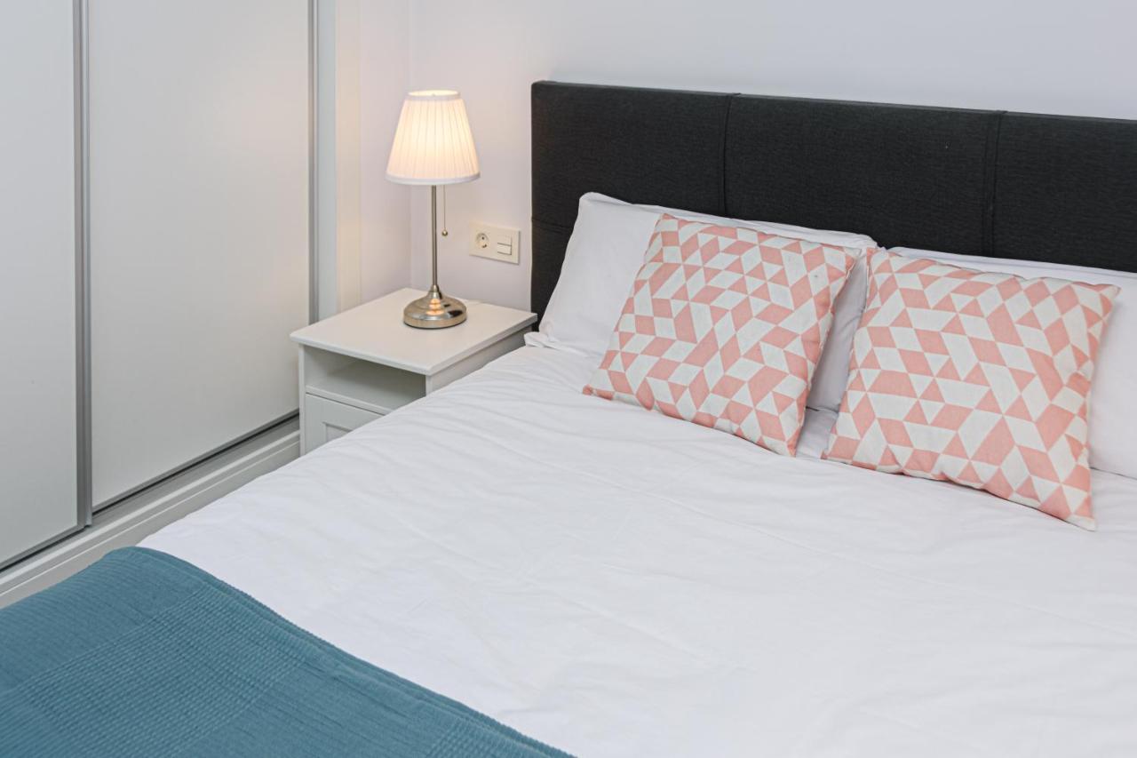Wintowinrentals Malaga Center, Comfortable And Renovated Eksteriør billede